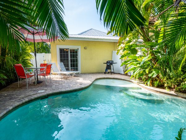 Anna Maria Island Holmes Beach Home 988867