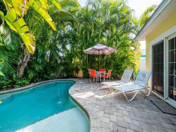 Anna Maria Island Holmes Beach Home 988867