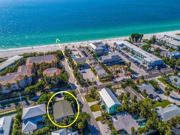 Anna Maria Island Holmes Beach Home 988868