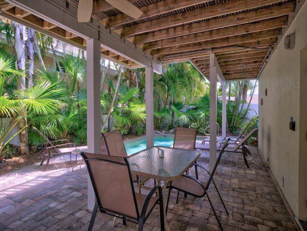 Anna Maria Island Holmes Beach Home 988868