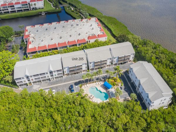 Anna Maria Island Holmes Beach Home 988870
