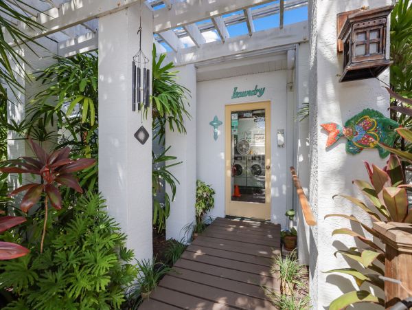 Steps From The Beaches Olde Anna Maria Charm