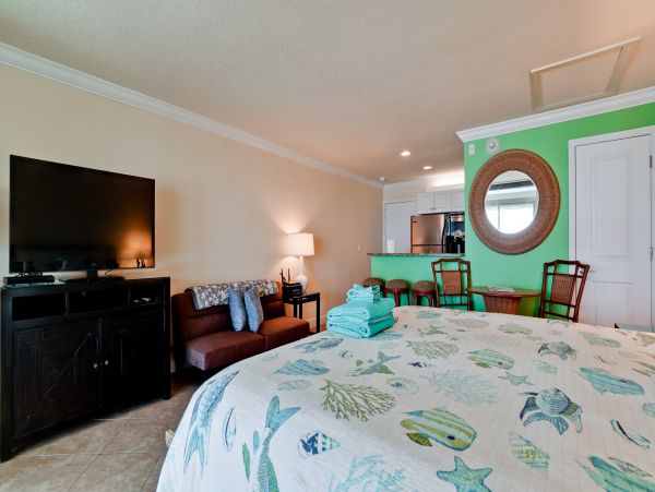 Anna Maria Island Holmes Beach Home 988872