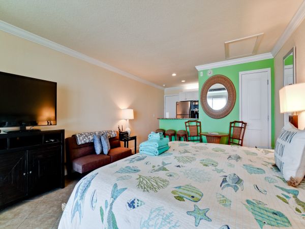 Anna Maria Island Holmes Beach Home 988872