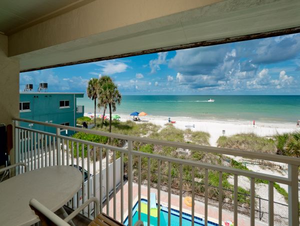 Anna Maria Island Holmes Beach Home 988872