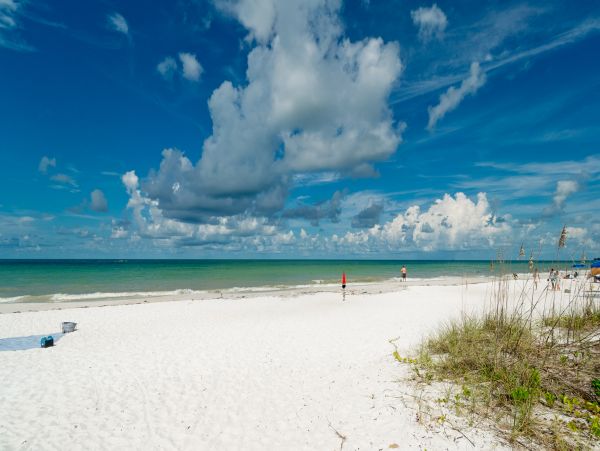 Anna Maria Island Holmes Beach Home 988872