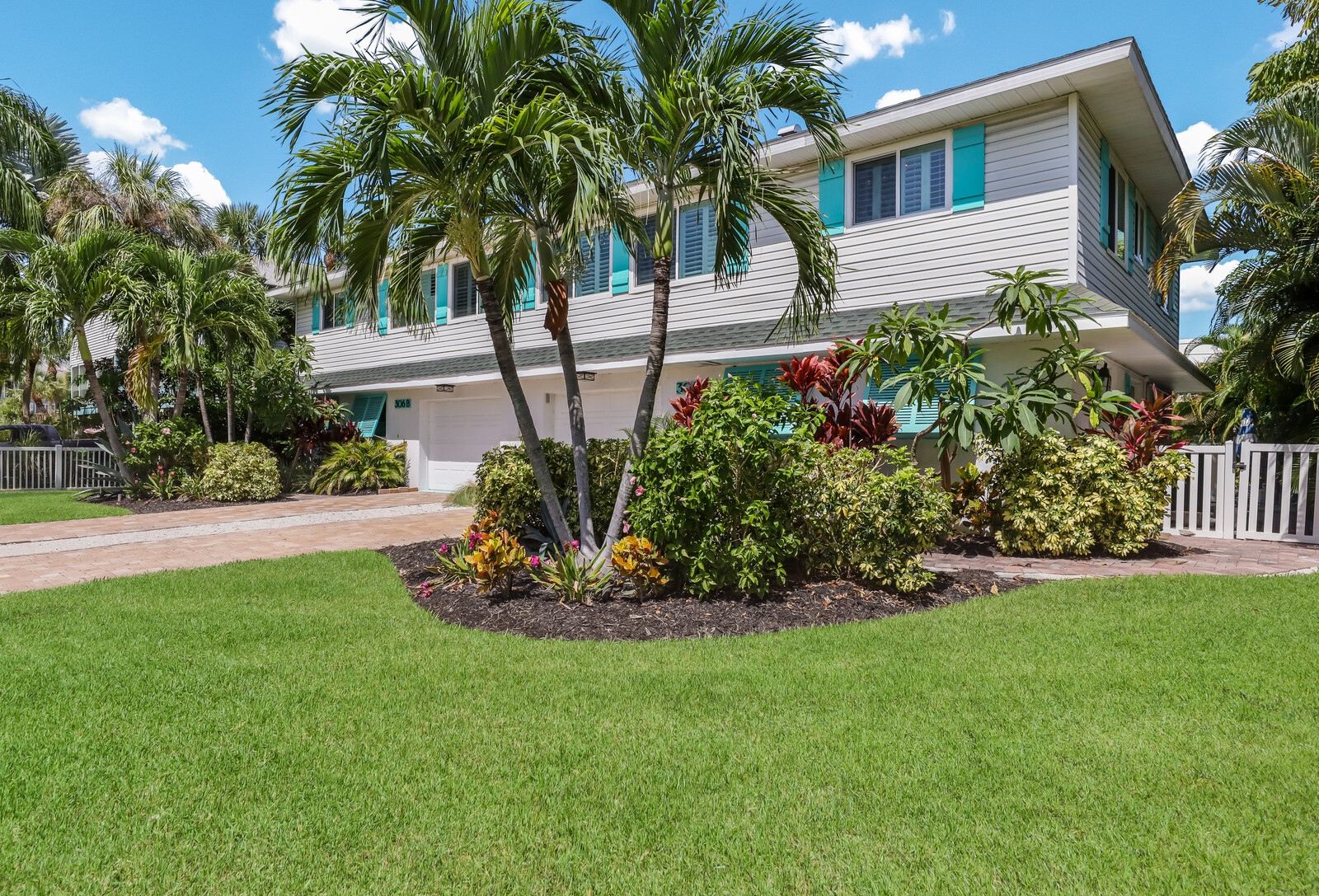 Anna Maria Island Holmes Beach Home 988875