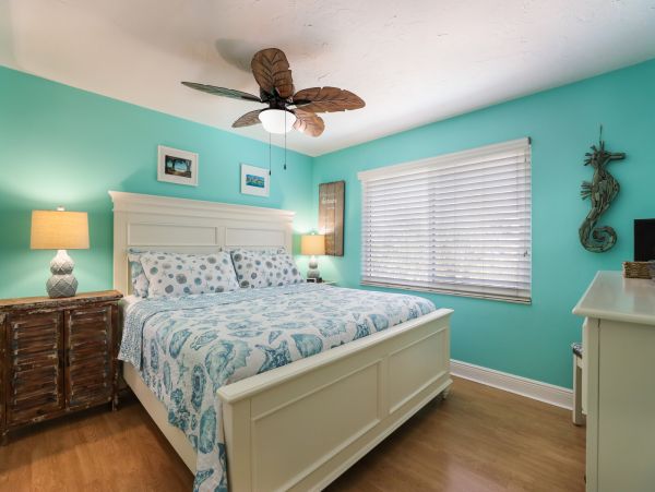 Anna Maria Island Holmes Beach Home 988875