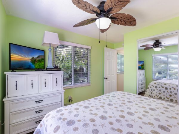 Anna Maria Island Holmes Beach Home 988875