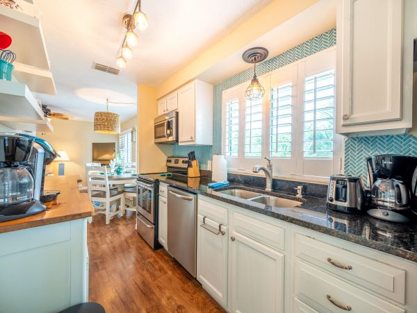 Anna Maria Island Holmes Beach Home 988875