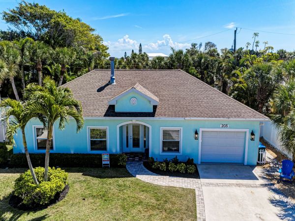 Anna Maria Island Holmes Beach Home 988879