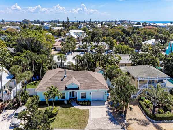 Anna Maria Island Holmes Beach Home 988879