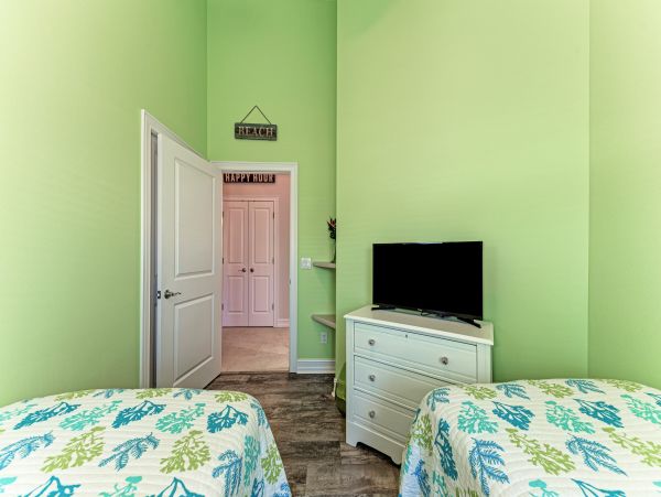 Anna Maria Island Holmes Beach Home 988879
