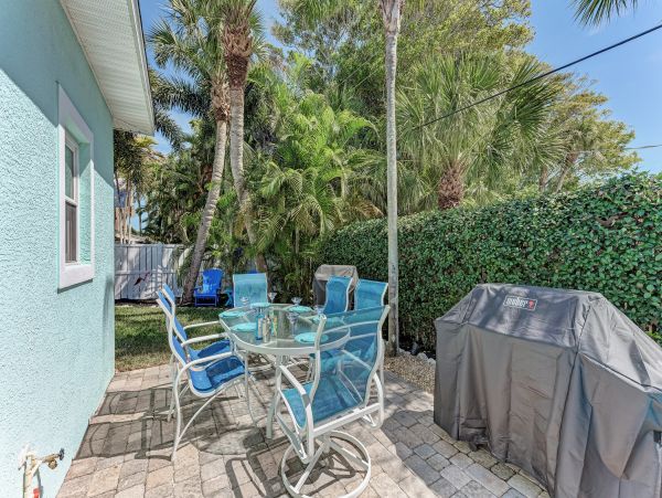 Anna Maria Island Holmes Beach Home 988879