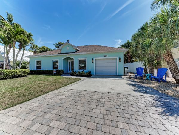 Anna Maria Island Holmes Beach Home 988879