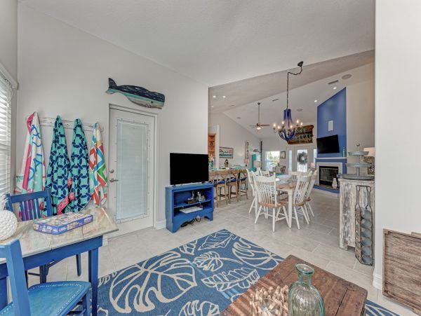 Anna Maria Island Holmes Beach Home 988879