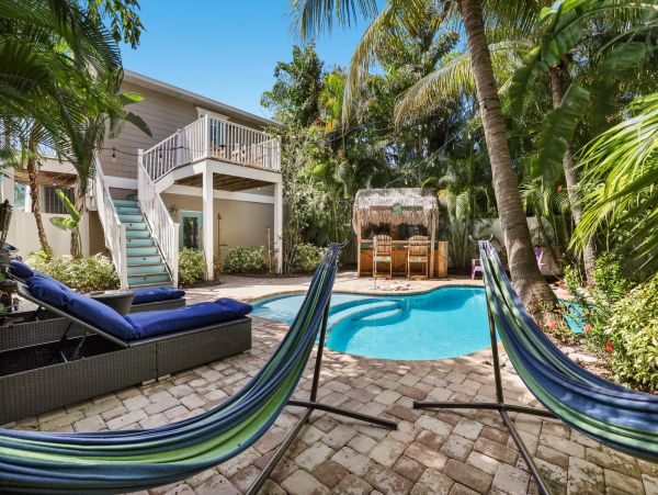 Anna Maria Island Holmes Beach Home 988882