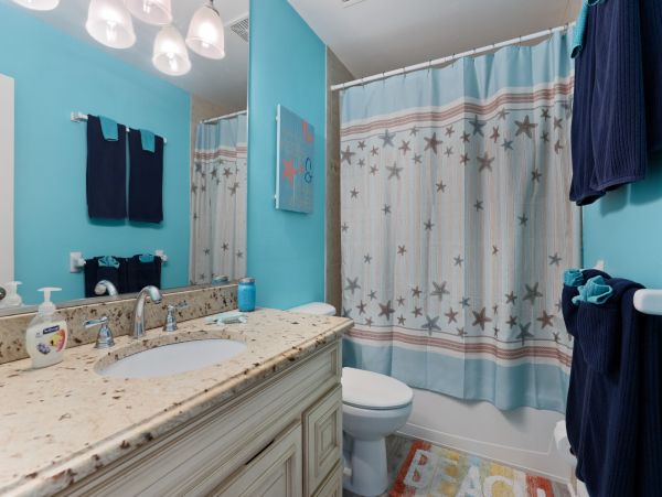 Anna Maria Island Holmes Beach Home 988882