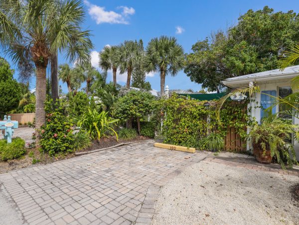 Anna Maria Island Holmes Beach Condo 988885