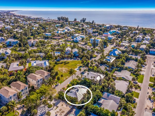 Holmes Beach Vacation Rental