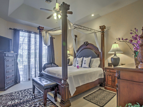 Marco Island Six Bedroom Vacation Villa