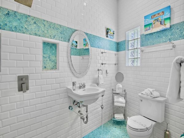 Luxury Anna Maria Island Bayfront Vacation Home - 5-Bedroom Villa with Pool, Dock & Guest Suite