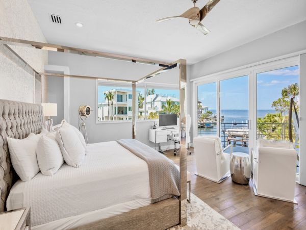 Luxury Anna Maria Island Bayfront Vacation Home - 5-Bedroom Villa with Pool, Dock & Guest Suite
