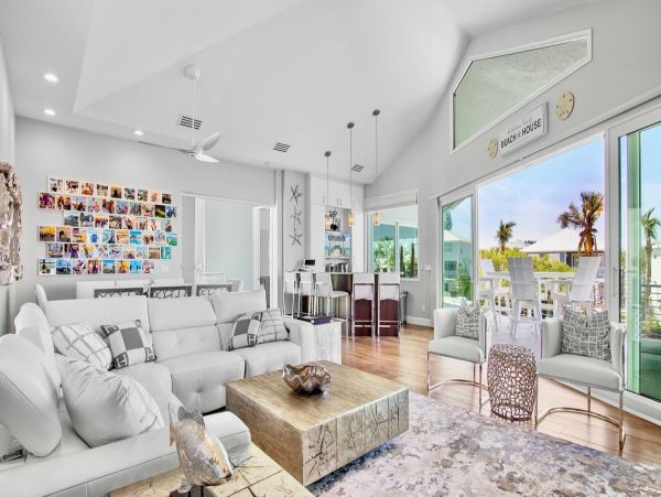 Luxury Anna Maria Island Bayfront Vacation Home - 5-Bedroom Villa with Pool, Dock & Guest Suite