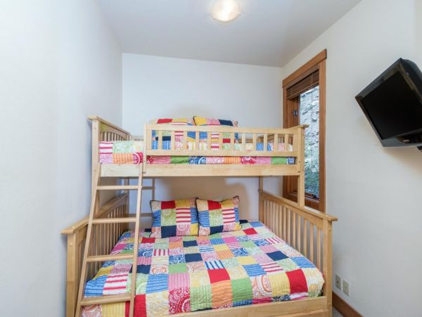 Steamboat Springs Home 988975
