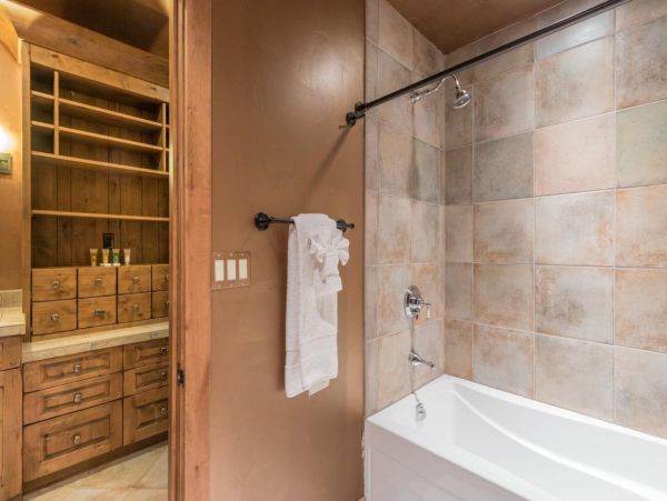 Steamboat Springs Home 989016