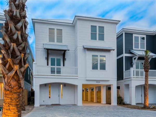 Oceanfront 6 Bedroom Vacation Home in Panama City Beach