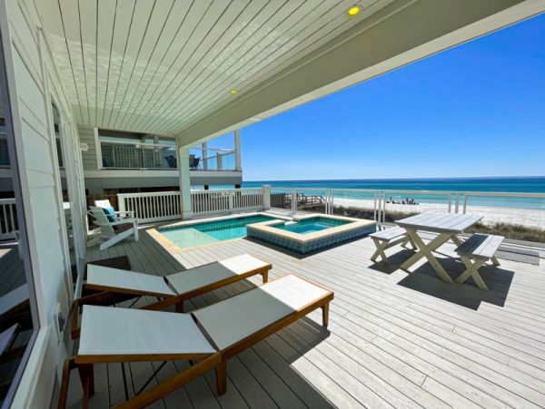 Modern Luxury Vacation Home Right on the Beach Sleeps 26
