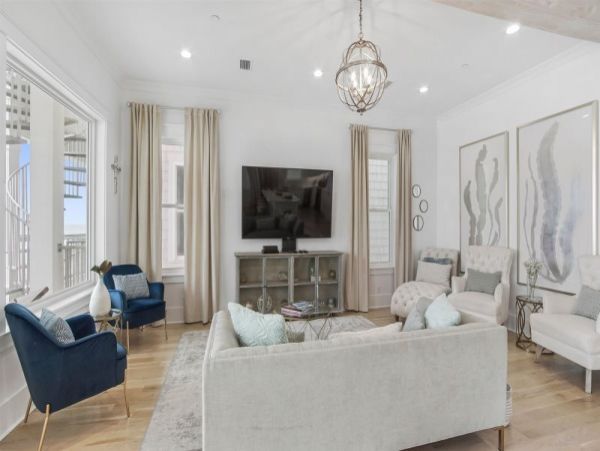 Modern Luxury Vacation Home Right on the Beach Sleeps 26