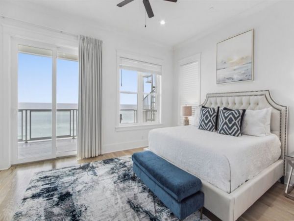 Modern Luxury Vacation Home Right on the Beach Sleeps 26