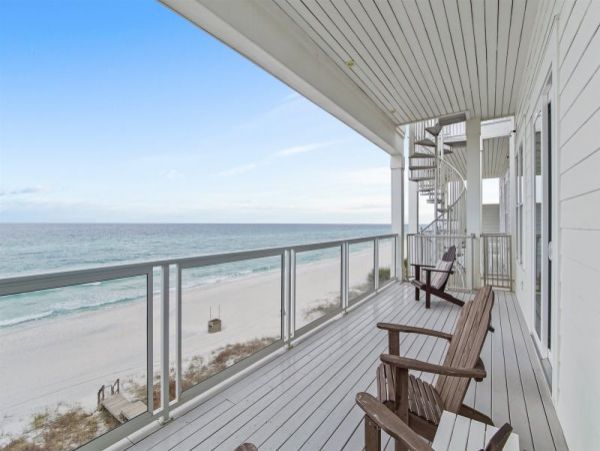 Modern Luxury Vacation Home Right on the Beach Sleeps 26