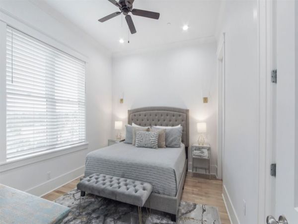 Modern Luxury Vacation Home Right on the Beach Sleeps 26