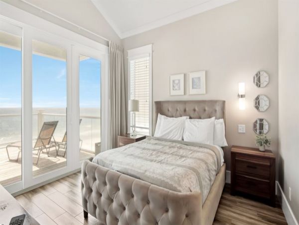 Panama City Beach Vacation Rental Located on Beach