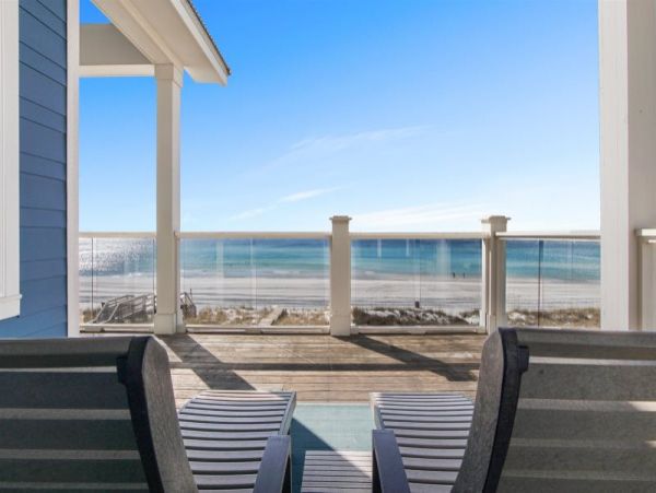 6 bedroom Oceanfront Paradise