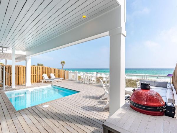 Coastal Luxury Retreat with Stunning Views and Private Pool in Panama City Beach