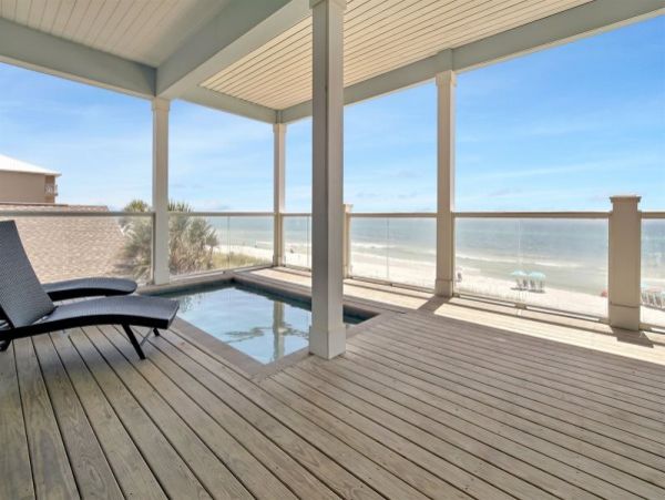 Oceanfront Vacation Home in Panama Beach Sleeps 22
