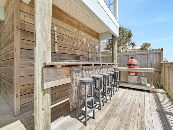 Oceanfront Vacation Home in Panama Beach Sleeps 22