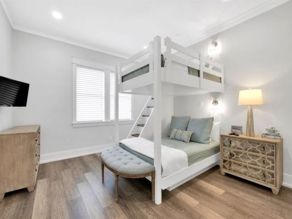 Exclusive Luxury Rental