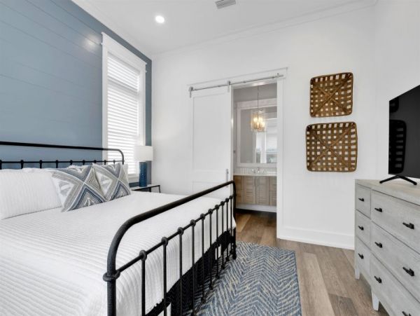 Exclusive Luxury Rental