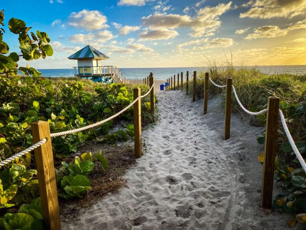 Beautiful Delray Beach Vacation Home with Private Pool