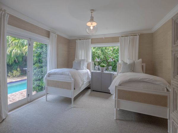 Delray Three Bedroom Vacation Home With Pool Sleeps 6 Guests