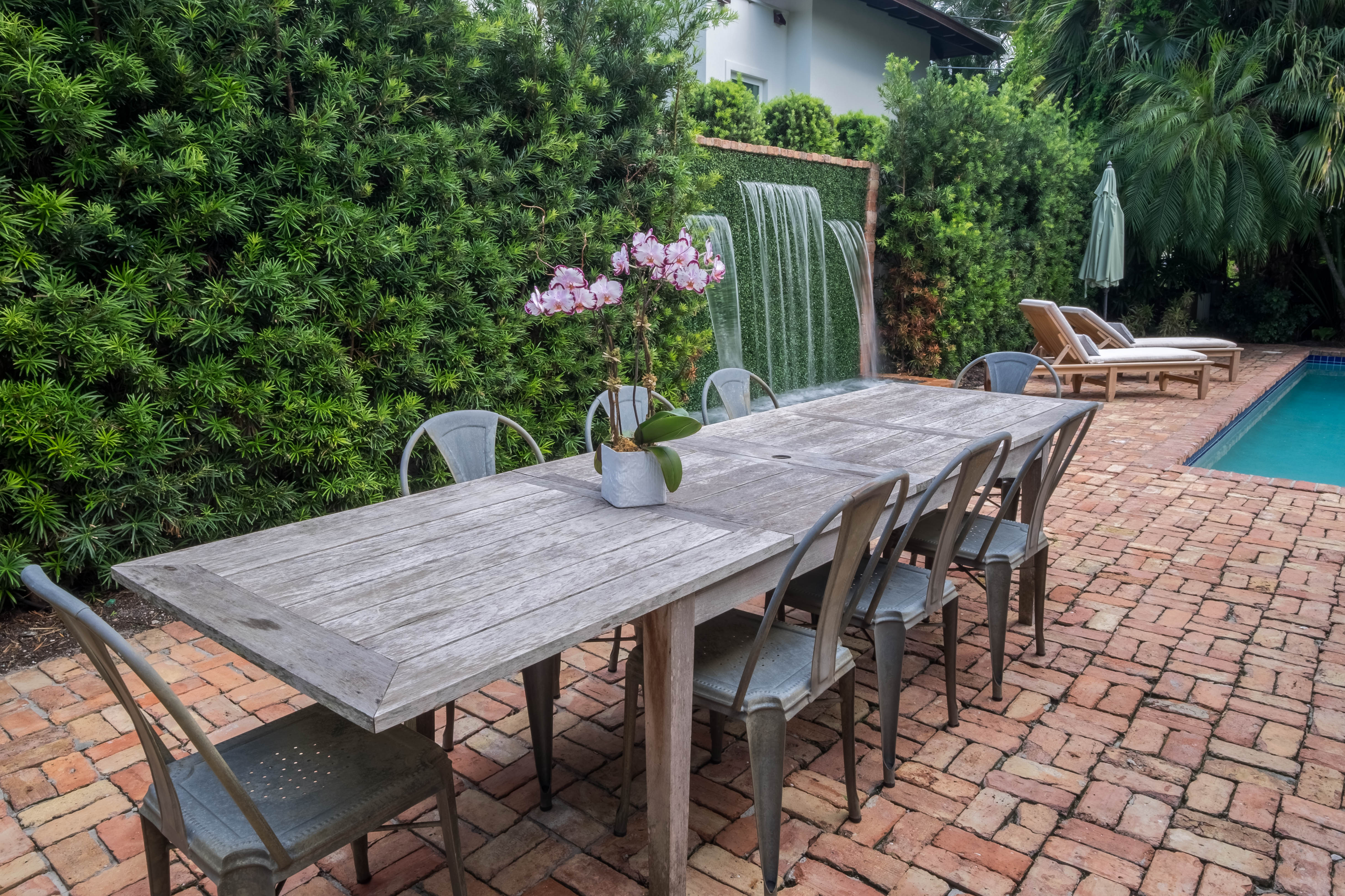 Delray Three Bedroom Vacation Home With Pool Sleeps 6 Guests