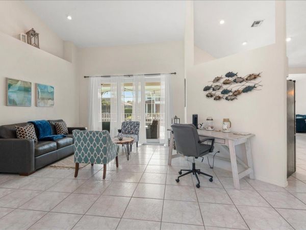 Marco Island Three Bedroom Home Canal Front and Private Pool
