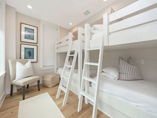 Dune Allen Plus Vacation Home + Carriage House 7 Bedrooms