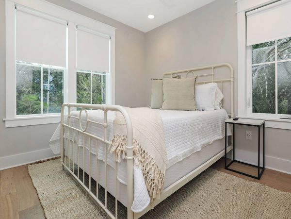 Dune Allen Plus Vacation Home + Carriage House 7 Bedrooms
