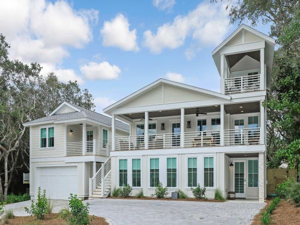 Dune Allen Plus Vacation Home + Carriage House 7 Bedrooms
